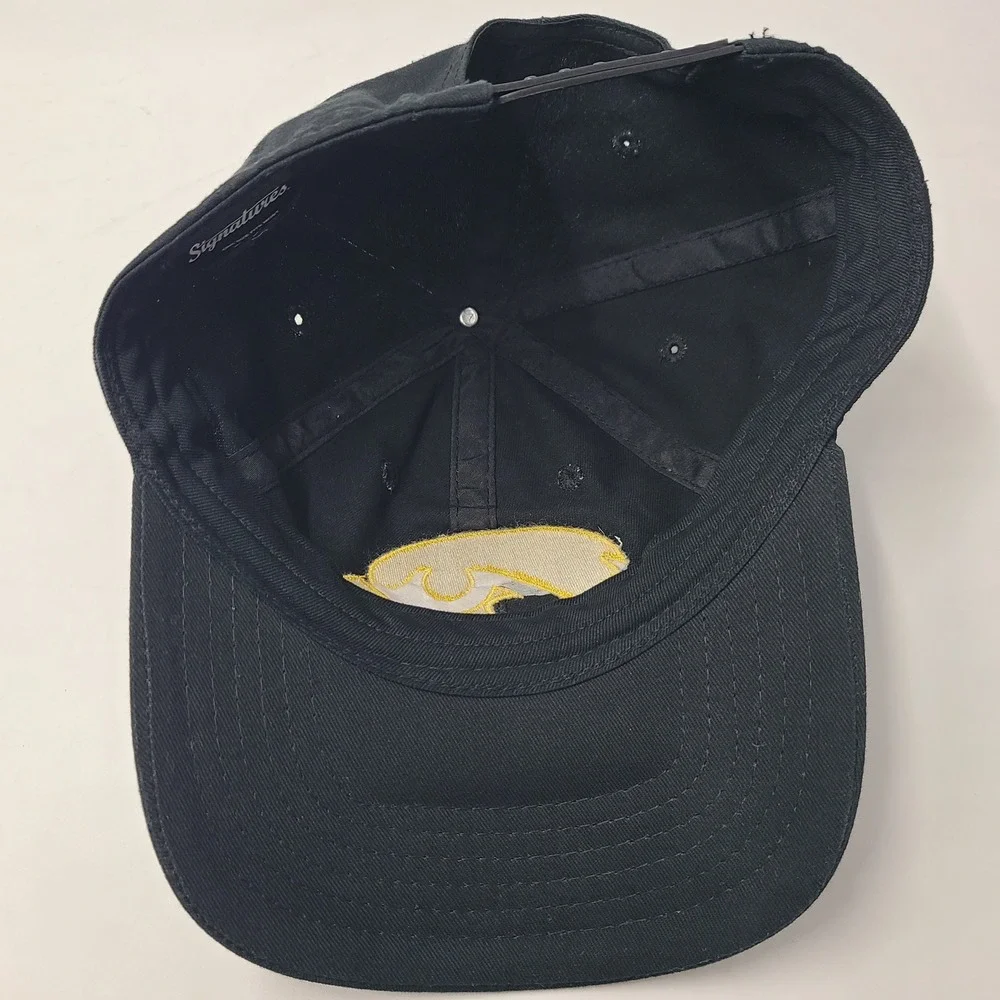 Iowa Hawkeyes Hat Snapback Signatures Black Yellow NCAA University‎ Casual Men